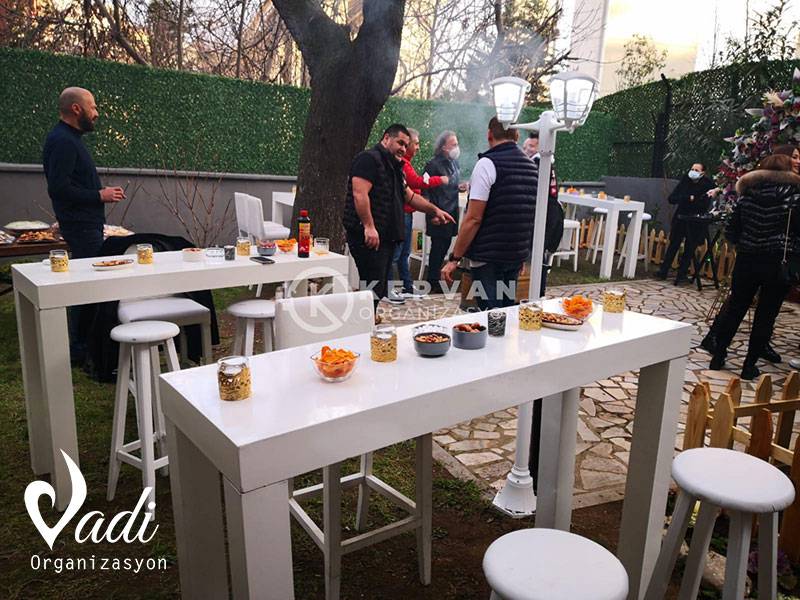 Lake Bar Masası Kiralama